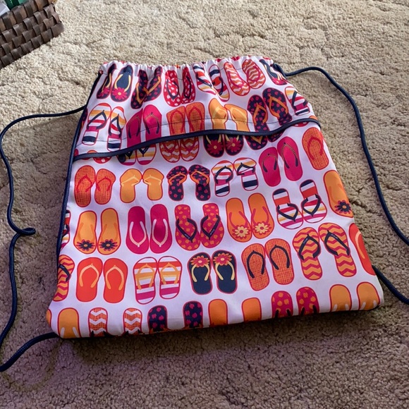 thirty-one Handbags - LN insulated 31 Bags cinch backpack 🎒